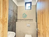 Nebytového prostoru naproti obchodnímu centru IGY - IMG_0665.jpg