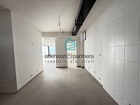 Nebytového prostoru naproti obchodnímu centru IGY - IMG_0667.jpg