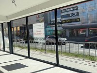 Nebytového prostoru naproti obchodnímu centru IGY - IMG_2533.jpg
