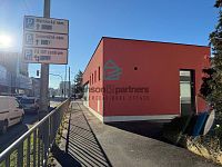 Nebytového prostoru naproti obchodnímu centru IGY - IMG_9442.jpg