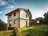 Novostavba rezidenční chaty se zahradou za cenu bytu –Netolice, 22 km od Českých Budějovic - IMG_8617.jpg