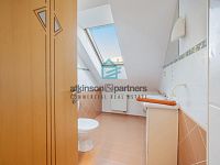 Prodej cihlového činžovního  domu s garáží, zahradou a skvělou polohou v Komenského ulici. - A7408239.jpg