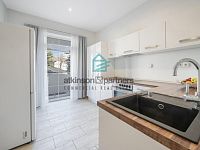 Prodej cihlového činžovního  domu s garáží, zahradou a skvělou polohou v Komenského ulici. - A7408290.jpg