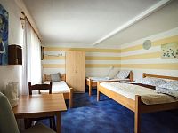 Uzavřený statek s wellness – výjimečné spojení životního stylu a investice v jižních Čechách. - 00064_.jpg