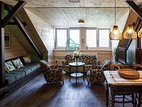 Velmi útulný a plně vybavený podkrovní byt 3kk v klidné části Českých Budějovic - 27-IMG_5000ED.jpg