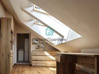 Velmi útulný a plně vybavený podkrovní byt 3kk v klidné části Českých Budějovic - 6-IMG_4933ED.jpg