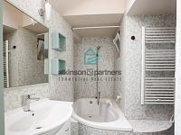 Velmi útulný a plně vybavený podkrovní byt 3kk v klidné části Českých Budějovic - 9-IMG_4939ED.jpg