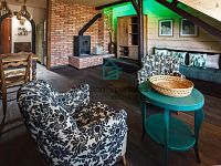 Velmi útulný a plně vybavený podkrovní byt 3kk v klidné části Českých Budějovic - IMG_4970ED.jpg