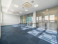 Kanceláře s parkingem  v centru Českých Budějovic - 13.jpg