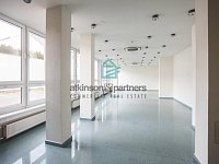 Kanceláře s parkingem  v centru Českých Budějovic - 43-IMG_9233.jpg