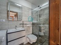 Prodej rodinného domu se třemi bytovými jednotkami - A7405850.jpg