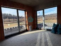 Byt 2+kk v krásném prostředí u řeky Vltavy v Hluboké nad Vltavou - IMG_0093.jpg