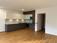 Novostavby řadového domu 5+kk - Rudolfov - 000.jpg