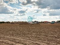 Prodej stavebního pozemku 5.132 m² - Třeboň, ul. Pražská 12 573 400 Kč ( 2 450 Kč/m2 ) - IMG_8940.jpg