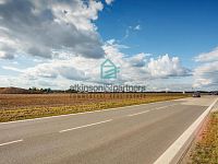 Prodej stavebního pozemku 5.132 m² - Třeboň, ul. Pražská 12 573 400 Kč ( 2 450 Kč/m2 ) - IMG_8951.jpg