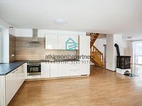Pronájem rodinného domu 5+kk na Kodetce, zimní zahrada, garáž. - IMG_0984_5_.jpg