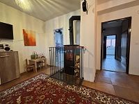 Prodej domu Kaplice 3+kk zahrada 402m2 - obývák