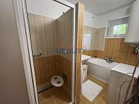 Prodej bytu 2+1 Neplachova ulice 65m2 - sprchový kout