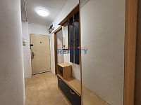 Prodej bytu 2+1 Neplachova ulice 65m2 - chodba