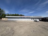 Pronájem parkovacích, či manipulačních ploch 2000m² - prostor s halou