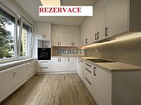 Prodej prostorného bytu 4+1 s lodžií Otavská