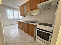 Prodej bytu Čéčova ulice 3+1 balkon 68m2 - kuchyně s jídelnou