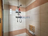 Prodej rodiného domu Nové Hodějovice Ke Studánce 1245m2 - sprcha