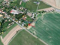 Prodej stavebního pozemku 860m2 Kostelec nad Vltavou - zakreslení v obci