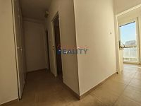 Pronájem bytu 3+1 s balkonem část Rožnov - předsíň