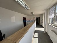 Pronájem haly 363m2 Lišov - kancelář