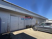 Pronájem haly 363m2 Lišov - vrata