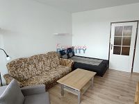 Pronájem bytu 2+kk s parkováním a lodžií - obývák