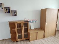 Pronájem bytu 2+kk s parkováním a lodžií - obývák