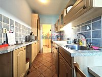 Pronájem bytu 2+1 68m2 na Pražské tř. - kuchyně