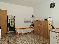 Pronájem bytu 2+1 68m2 na Pražské tř. - pokoj