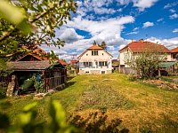 Prodej rodinného domu- Hluboká nad Vltavou - zahrada
