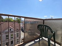 Pronájem bytu 3+1(3+kk) 2 balkony, 77m2 - balkon