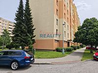 Pronájem rekonstruovaného bytu 1+1 Prachatická ul. - dům