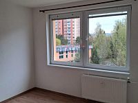 Pronájem rekonstruovaného bytu 1+1 Prachatická ul. - pokoj