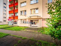 Prodej bytu 4+1 ( 3+1) s lodžií Průběžná ulice - dům
