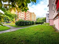 Prodej bytu 4+1 ( 3+1) s lodžií Průběžná ulice - ulice