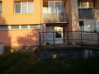Pronájem garsoniéry 29m2 s lodžií Vidov - dům