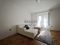 Pronájem bytu 2+1 65m2 v Neplachově ul. - obývák