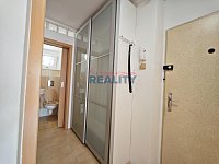 Pronájem bytu 2+1 65m2 v Neplachově ul. - předsíň