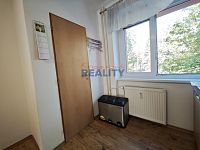 Pronájem bytu 2+1 65m2 v Neplachově ul. - spíž kuchyně