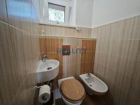 Pronájem bytu 2+1 65m2 v Neplachově ul. - WC