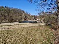 Prodej zahrady Rájov-Zlatá Koruna 1054m2 - pohled na řeku