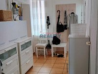 Pronájem bytu 1+1 52m2 v Komenského ul. - předsíň