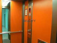 Pronájem kanceláře 22,5m2 centrum - výtah