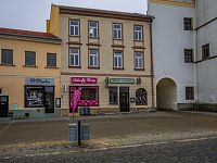 Polyfunkční dům na náměstí ve Vyškově - Foto 2